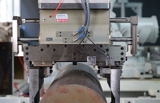 弗克夹具在光伏行业应用案例：浙江晶盛机电硅棒抓取定制方案